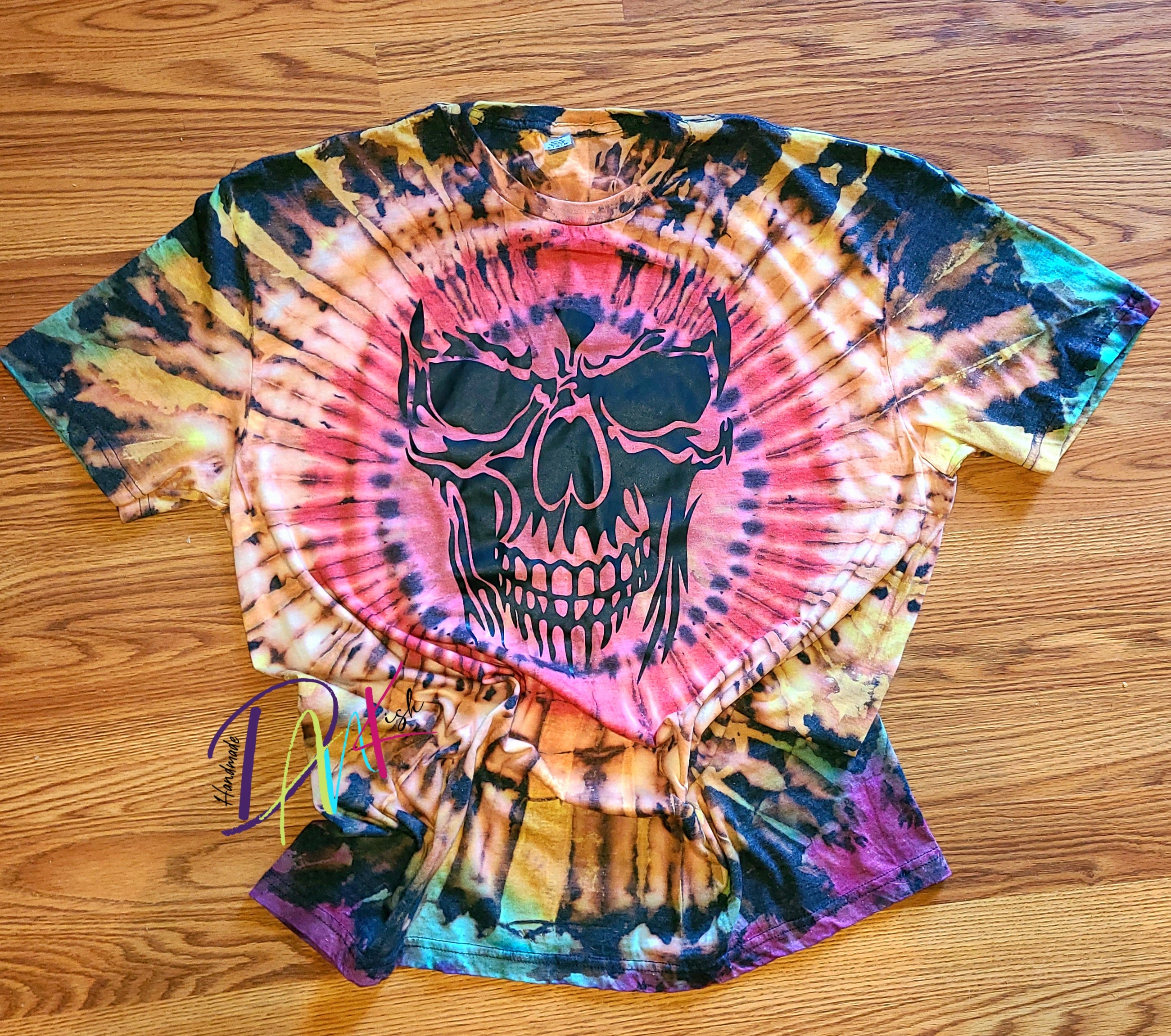 Skull Reverse Tie Dye